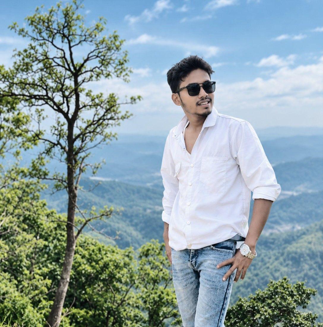 H R Rifat