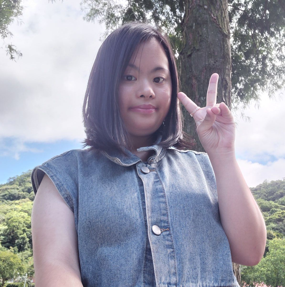陽靚 - 陽靚 added a new photo.