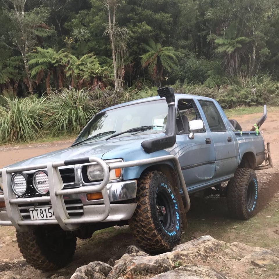 NZ N70 HILUX OWNERS | Anyone know what the orange light is on a 2001 ...