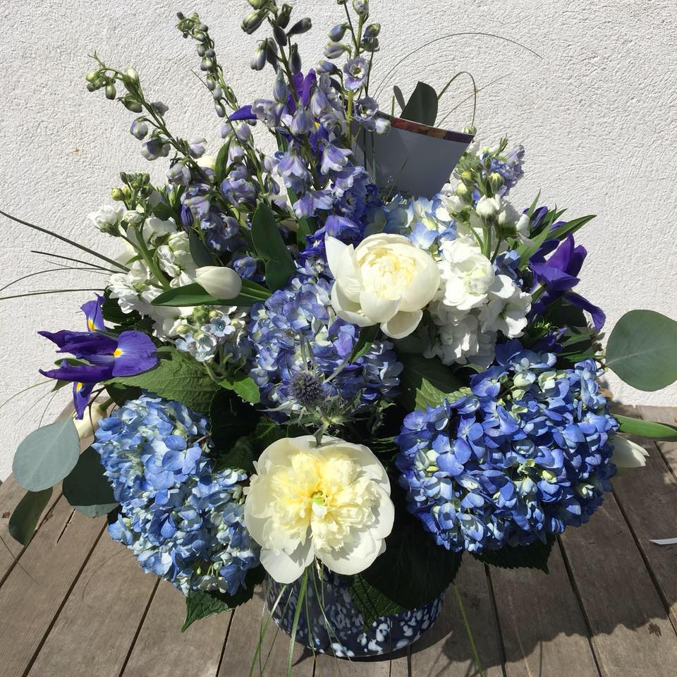 Added Touch Florist Brick