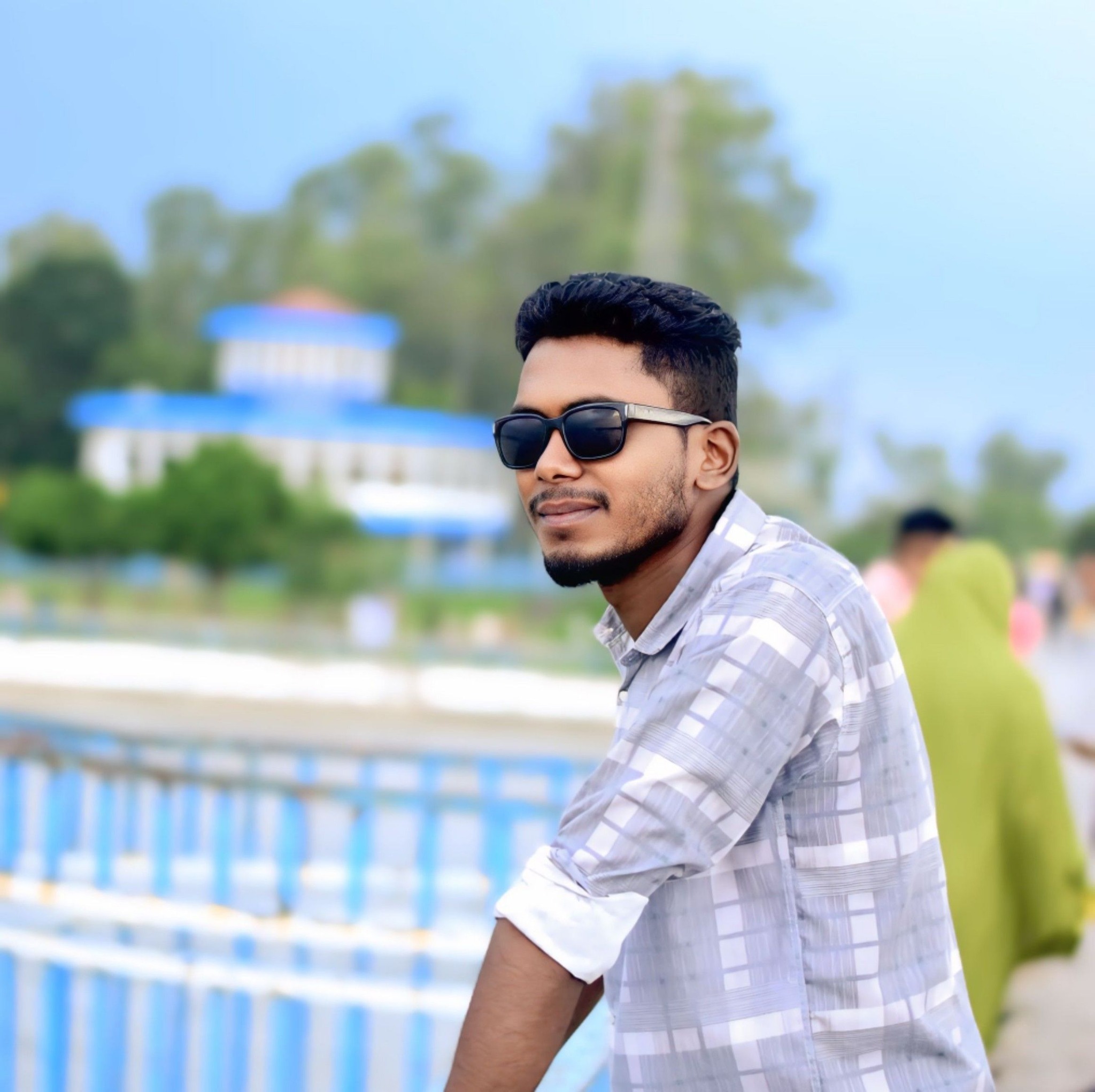 লাইকার্স এন্ড ফলোয়ার্স | Facebook