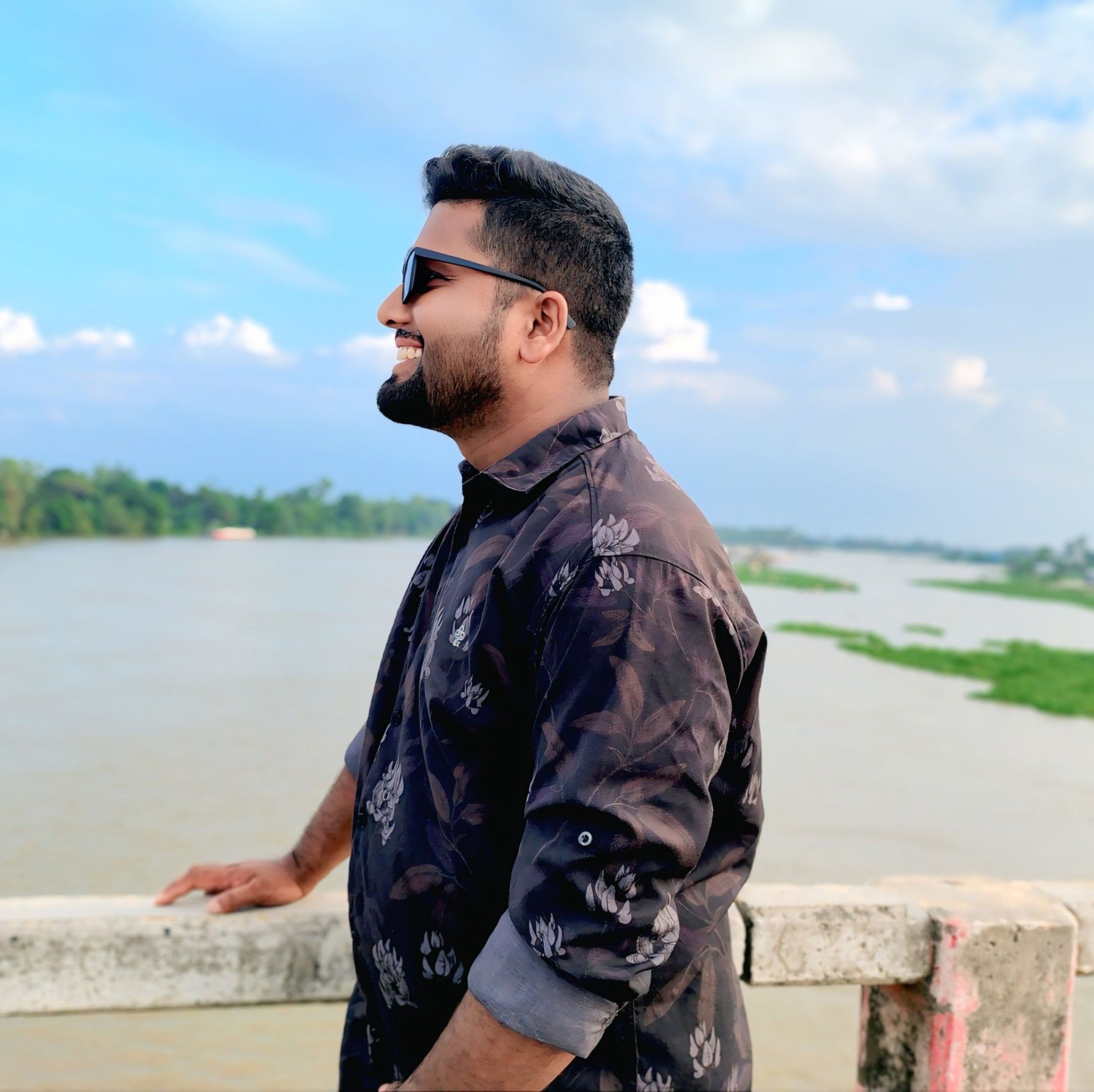 ভালো আলোচনা কিন্তু। এই আলোচনা তোমরা শোনো না কোন দিন নাকি।। Rashed Hasan ...