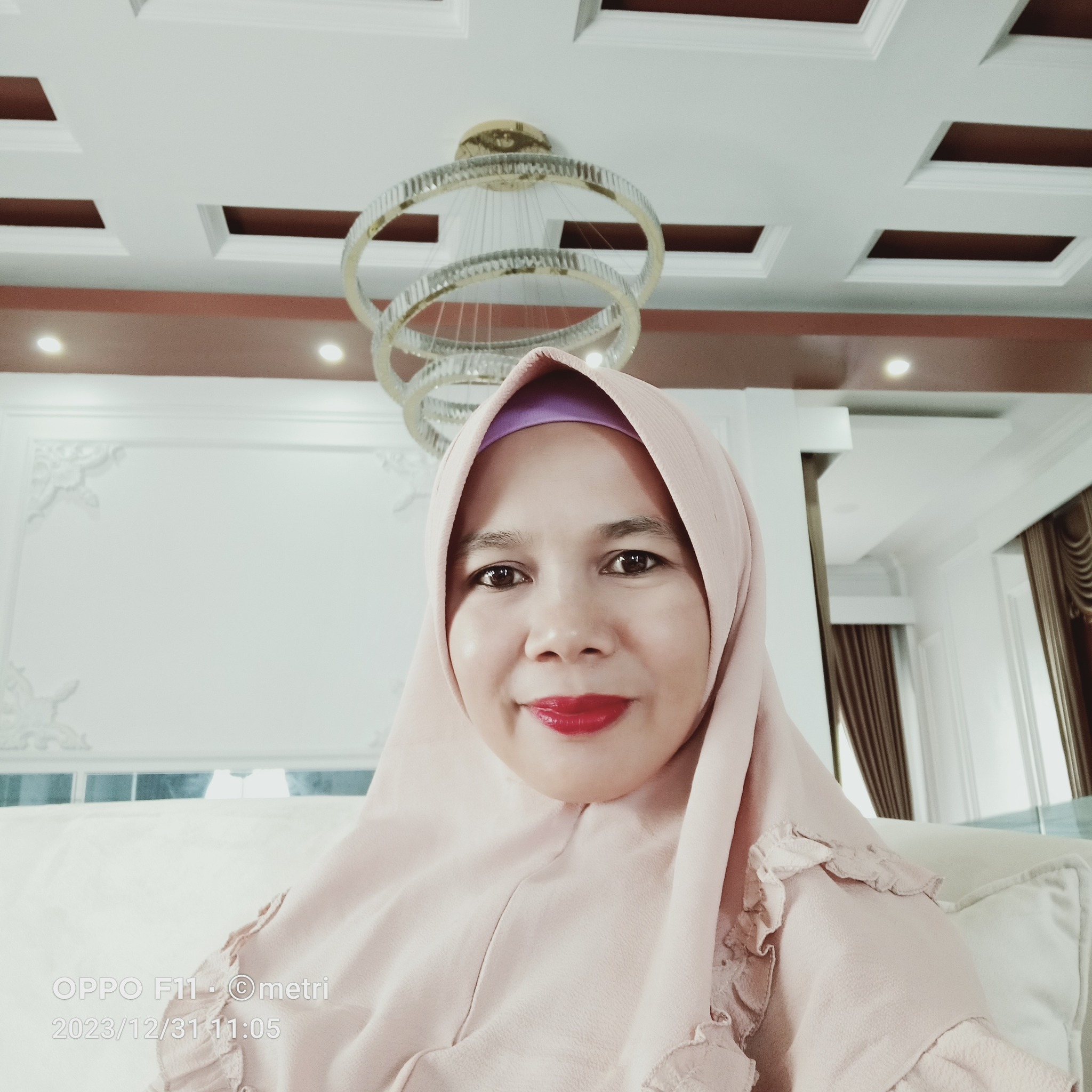 Rio akhirnya berangkat kerumah Aisyah bersama ayah dan ibunya.tapi ...