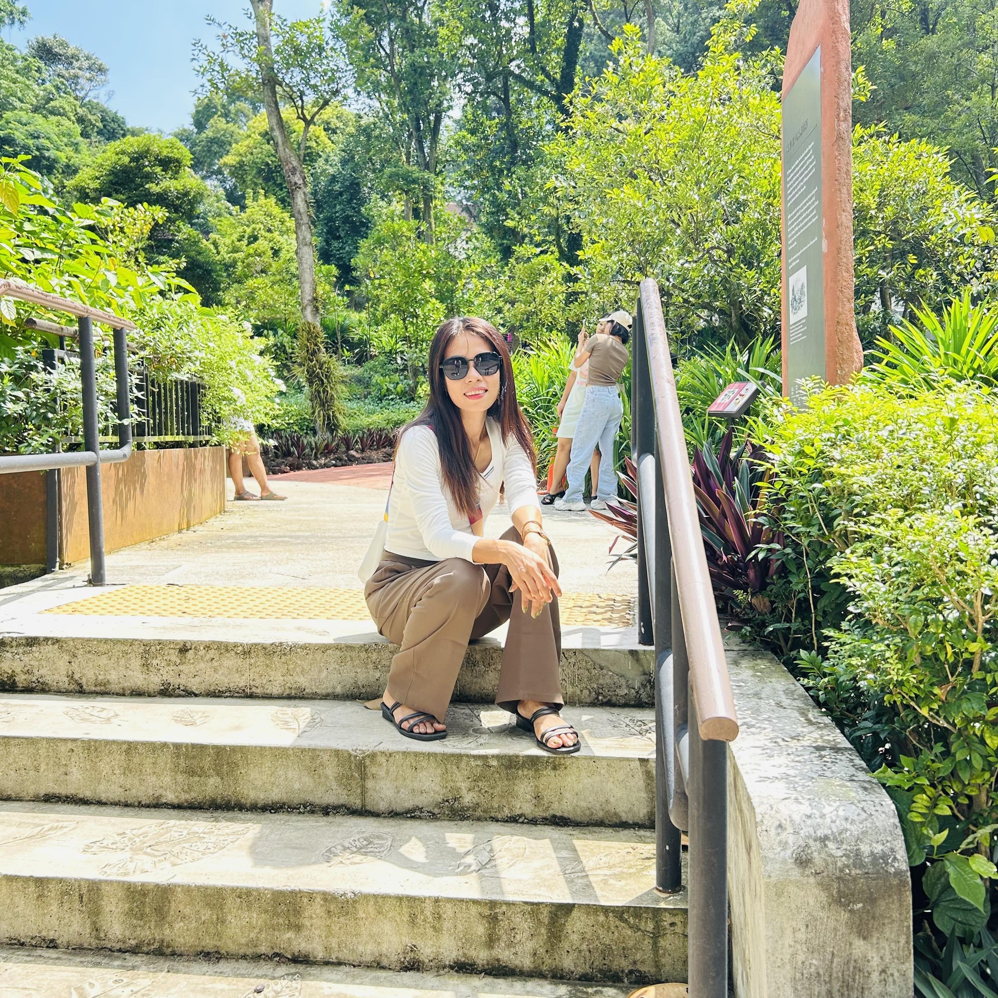 Happy birthday to me 🎂 🎂🎈 မွေးနေ့ဆုတောင်းလေးကတော့ ပျော်ရွှင်ခြင်းကိုယ ...