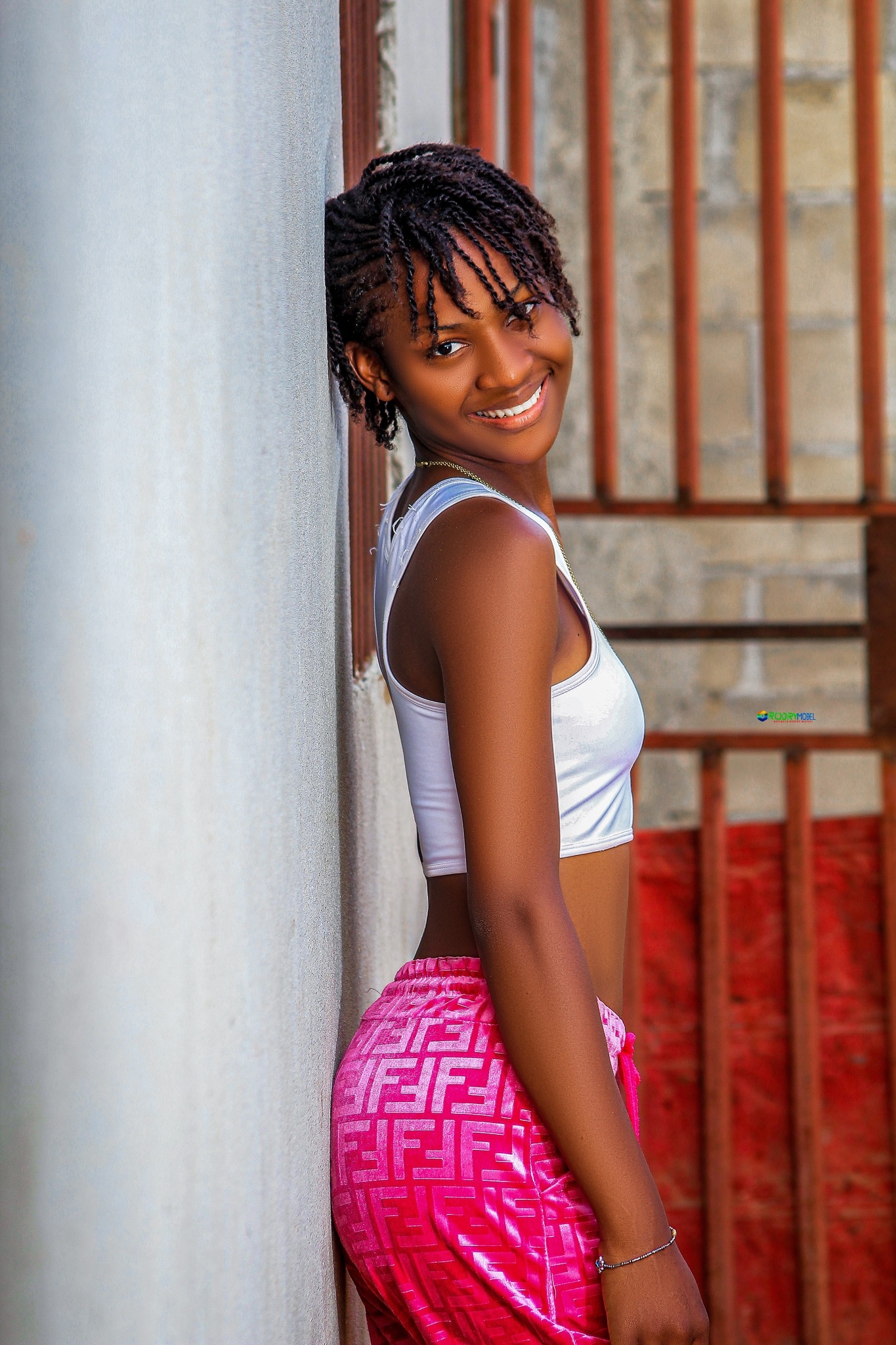 Edna Modelo Faustino