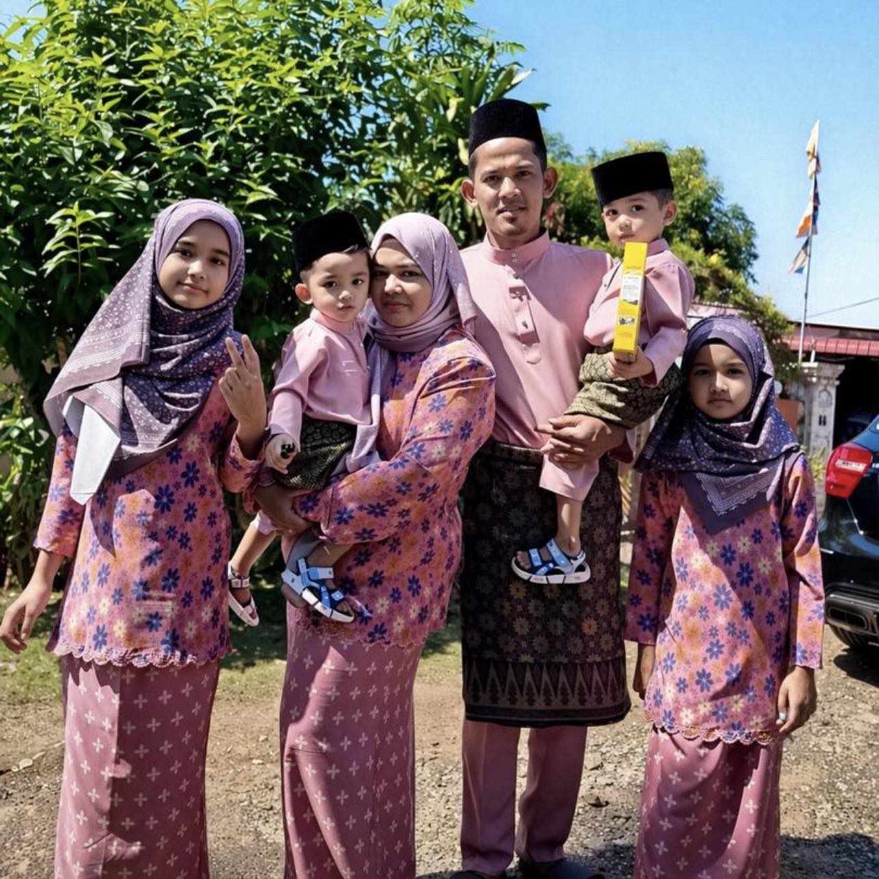 Kenapa roda ni kerap terkeluar... Macam mana penyelesaiannya. Mohon ...
