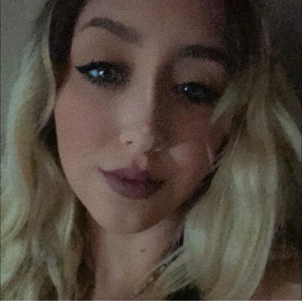 Victoria Bedell (@victoria.barbour.9404) • Facebook, Connect with friends