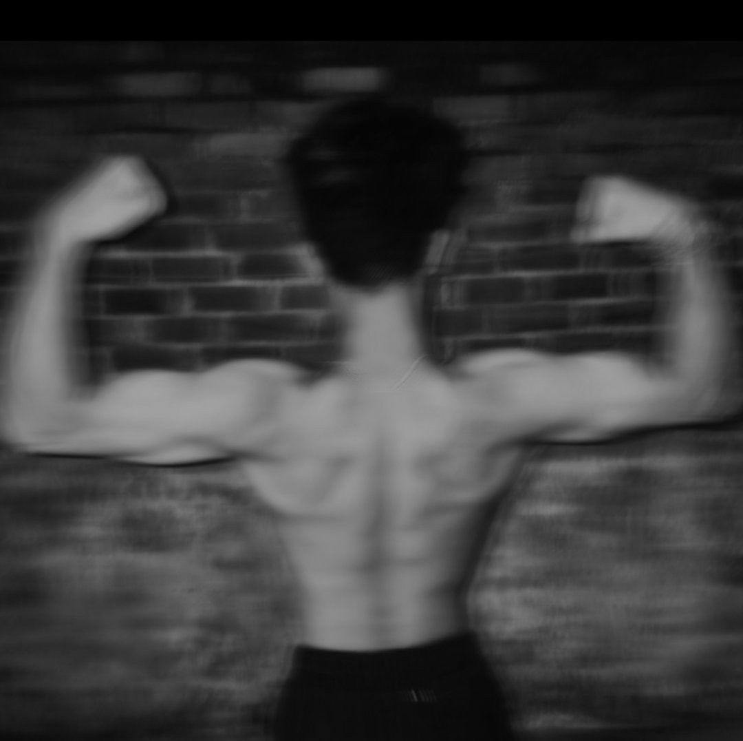 Chest pain.... *Chest Workout * Chest Day * Bench Press * Incline Bench ...