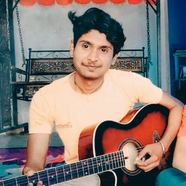 Singer A K Raja