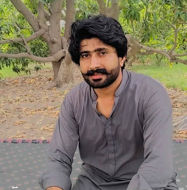 ڪنھن کي ڪنڊا لڳون ٿا ڪنھن لاء گلاب آھيون ⚜️ | Meer Manik Rind