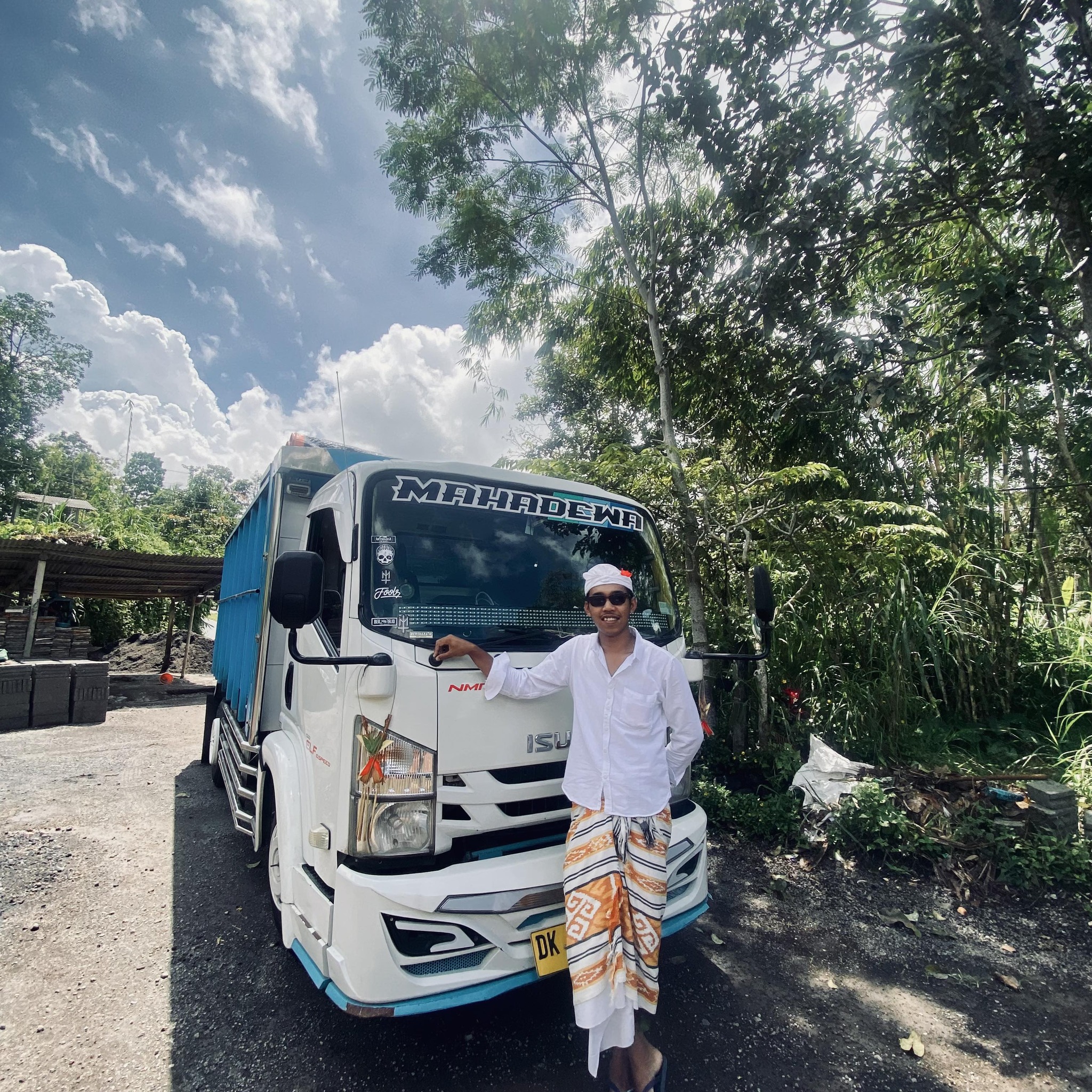 Pemasangan speaker twiter di dashboard truk #alpine #twiter #truck # ...