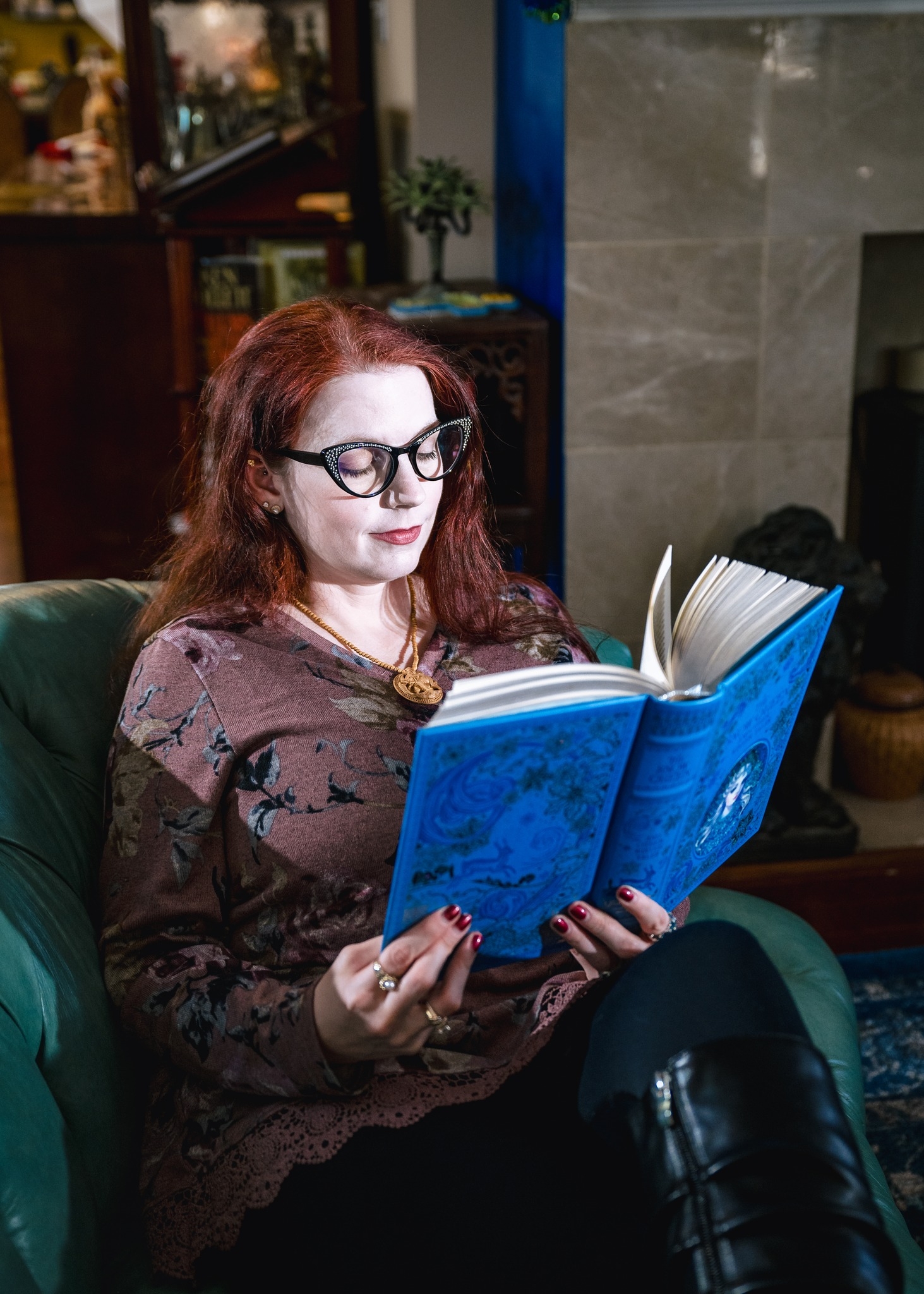 Frances Carden - In Play Nice, a young influencer inherits... | Facebook