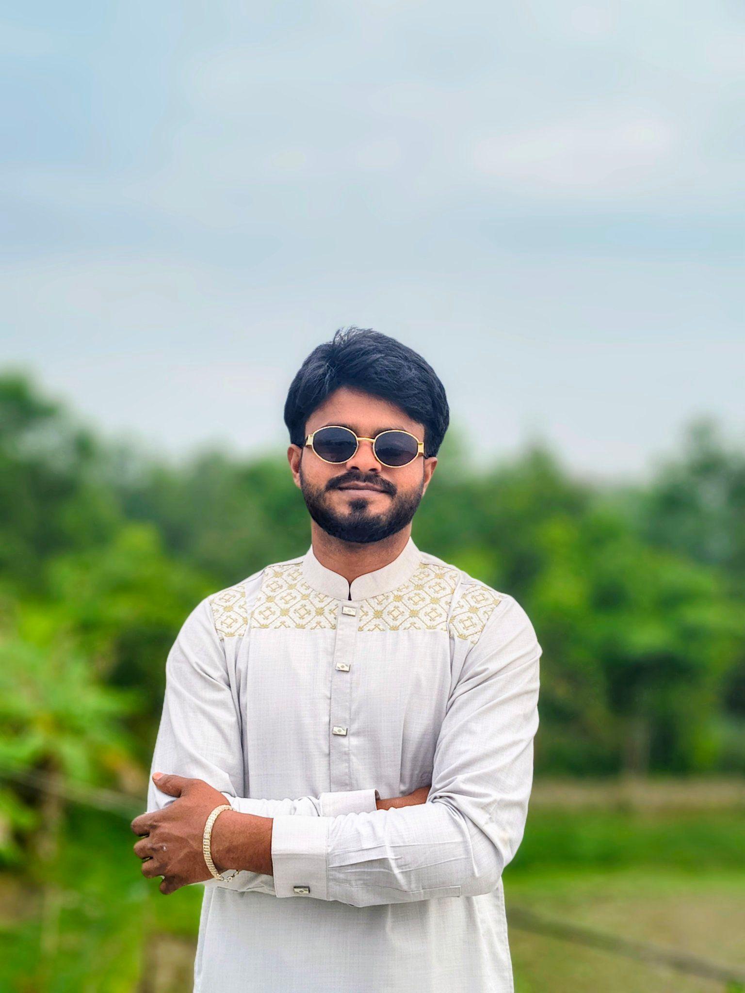 R Razib Chowdhury