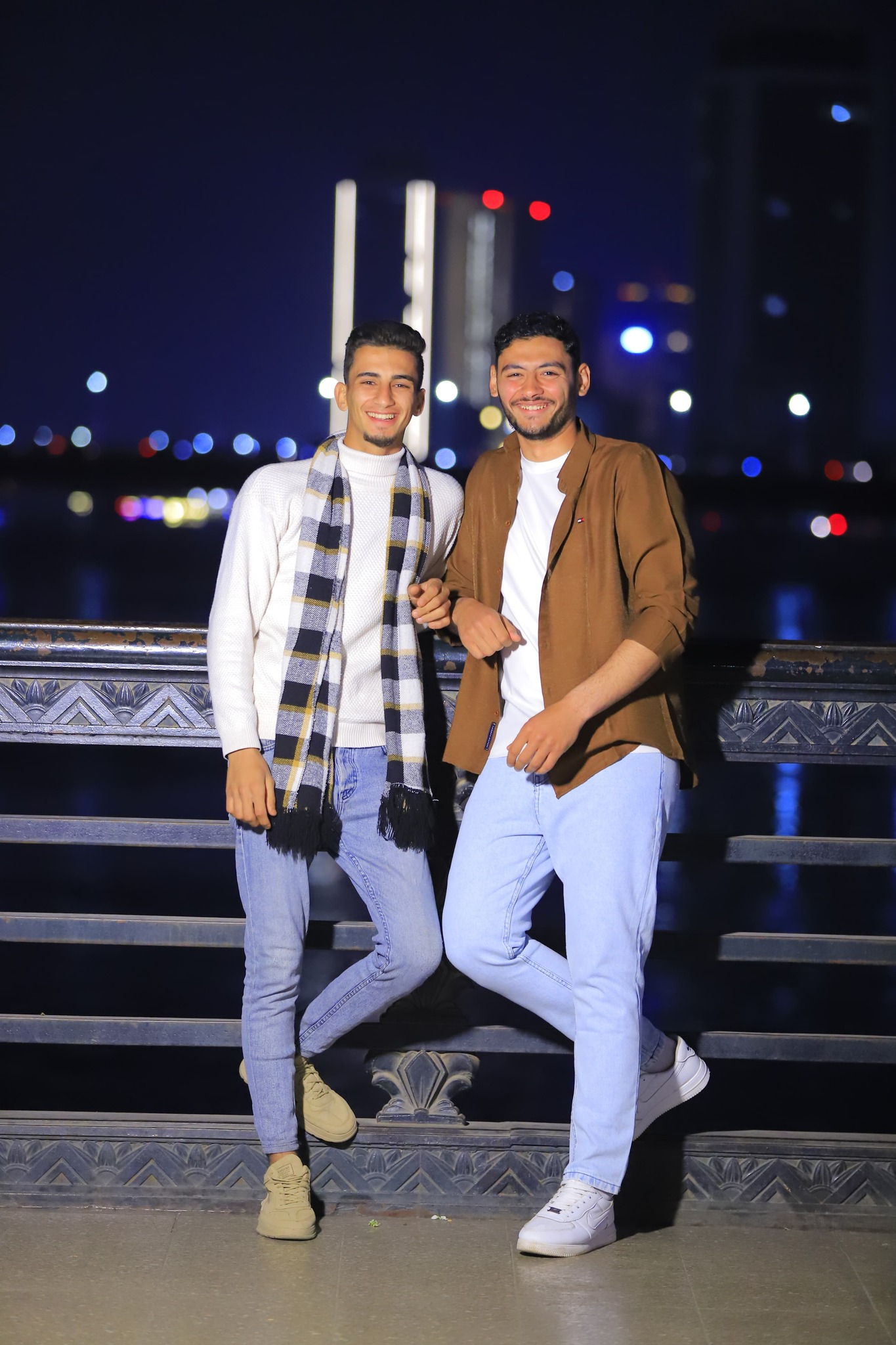 _ النـ|س بتقولي يا سويسي كروان... - حسين خالد-hussin khaled | Facebook