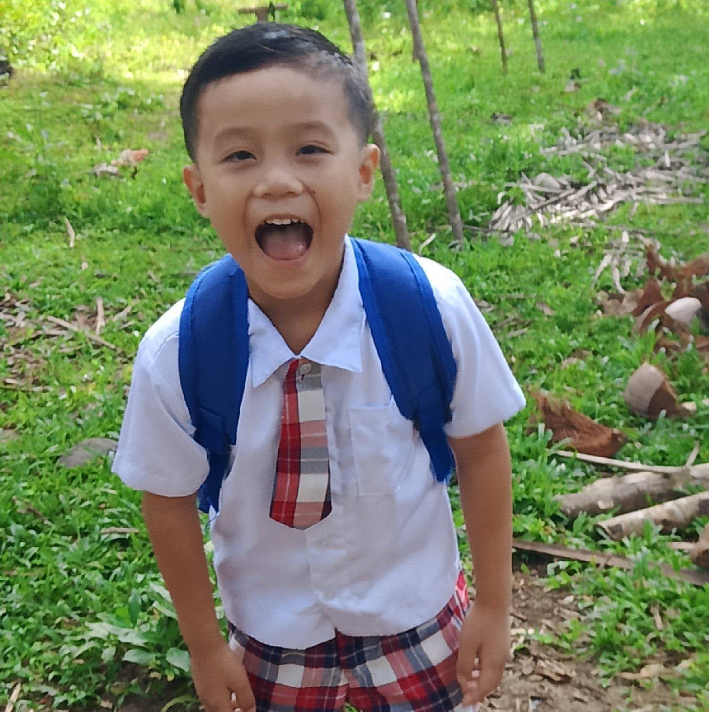 Kay Wala man mi klase so mag sulat2x sah mi maayo nlng ma-humok ang ...