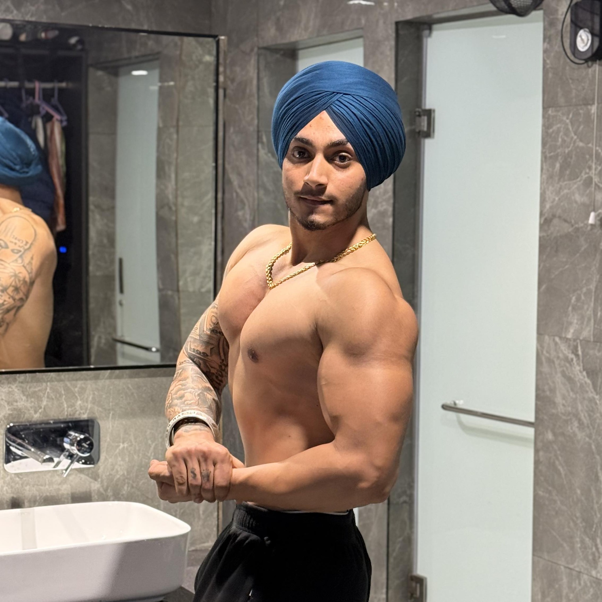 TREND SET💪💪ONLINE TRAINING AVALIABLE #trendingreels #viralvideos # ...