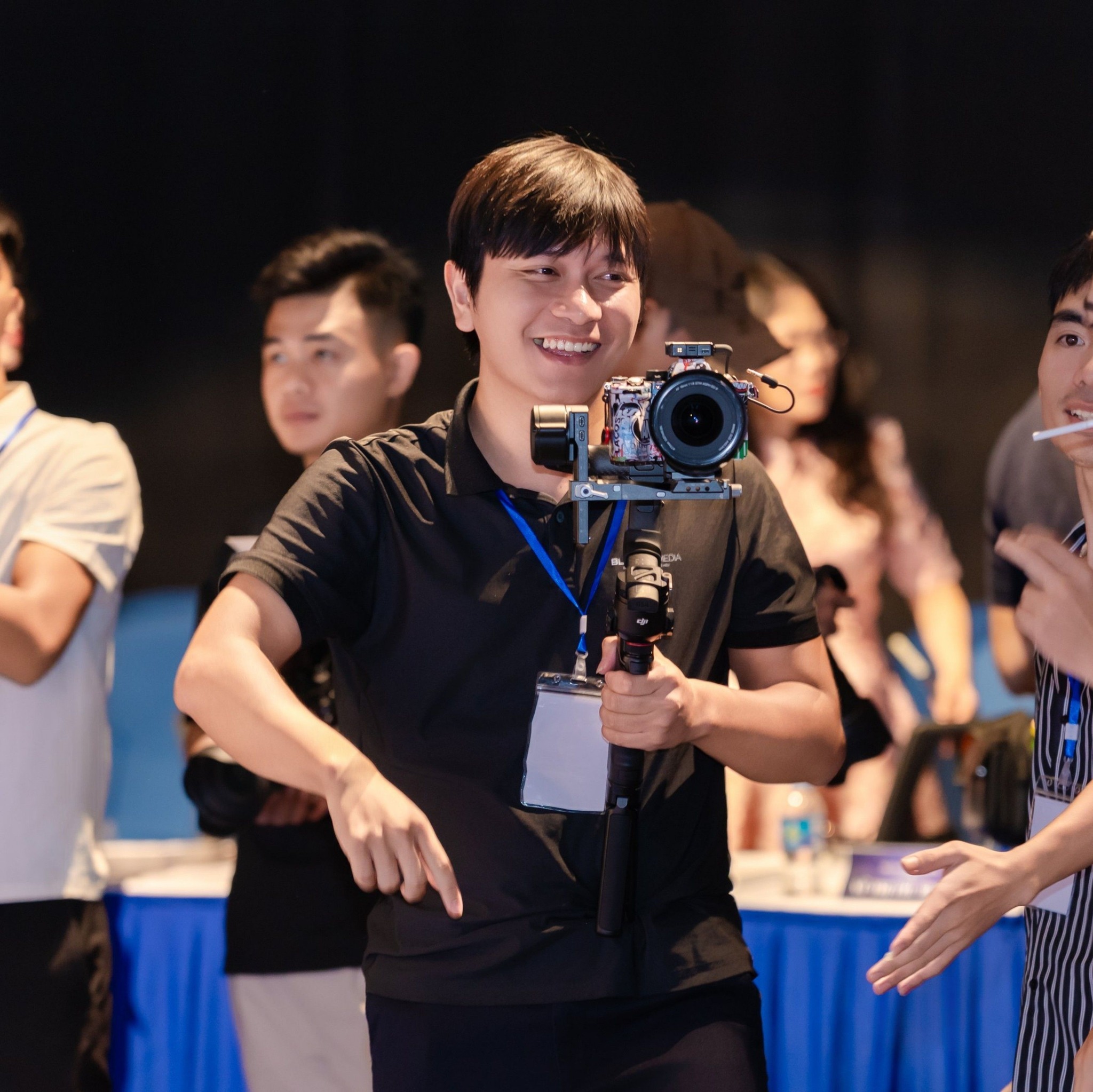 Chợ Máy Ảnh Canon VN | ( ae cứ trả giá công khai nhé nhiều ng ib mk ko ...