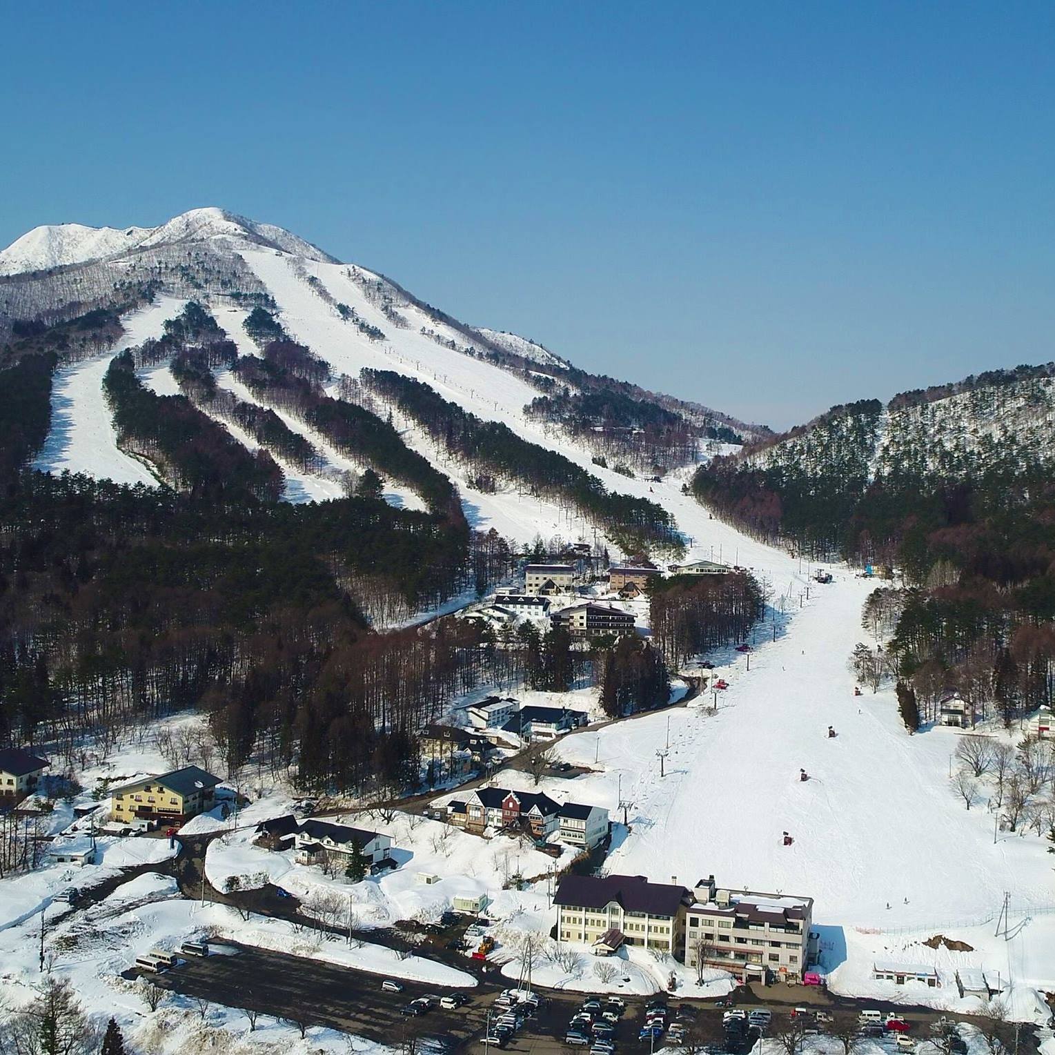 よ ませ 温泉 スキー 場