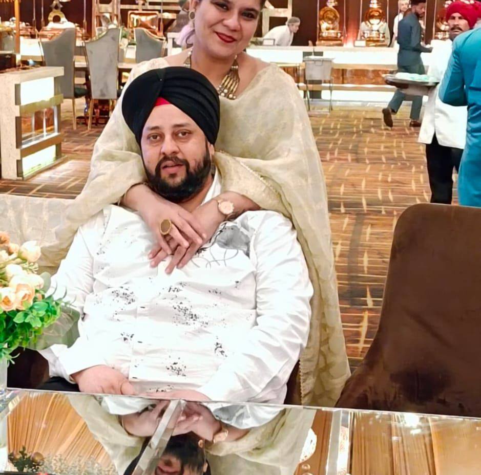 De De Gerha🌸🥳💫 . Balvir Boparai . [ reels,bhangra,punjabi,group dance ...