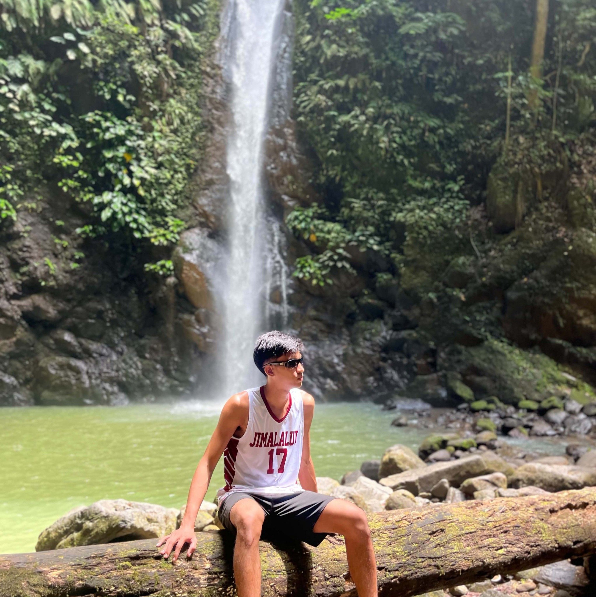 Toyabs ni Christian? HAHAHAHA - Edric Olis Baylon | Facebook