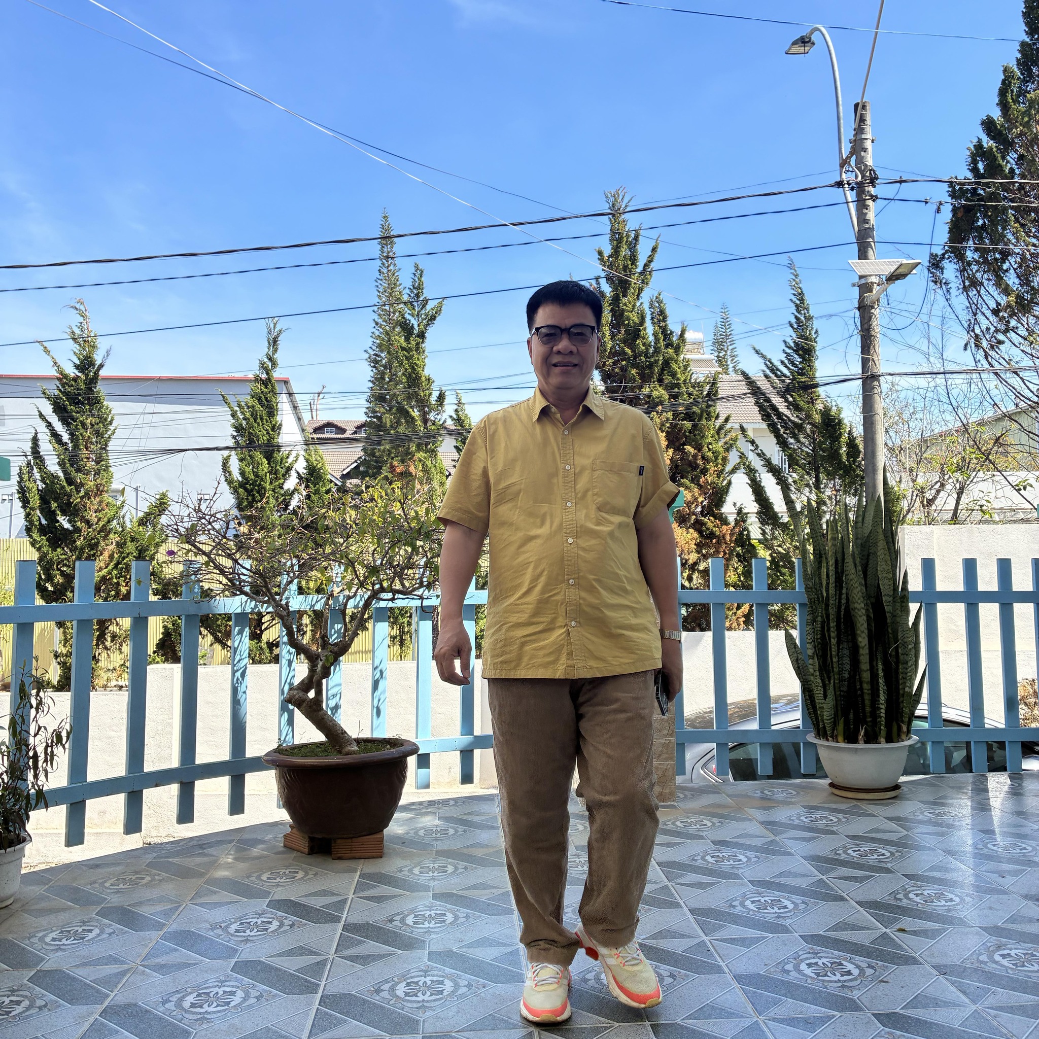 Út chúc ông bà cô chú anh chị gặp được nhiều điều thiện lành trong cuộc ...