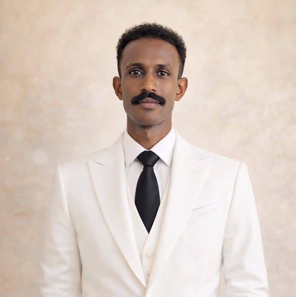 Taariida Nool ee Digil iyo Mirifle Wasiir Abdi Adam Hoosow iyo Wasiir ...