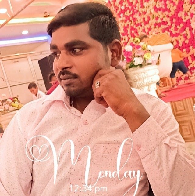 नगर पालिका वाले गुंडागर्दी करते हुए मार्केट में . . . . . #CM # ...