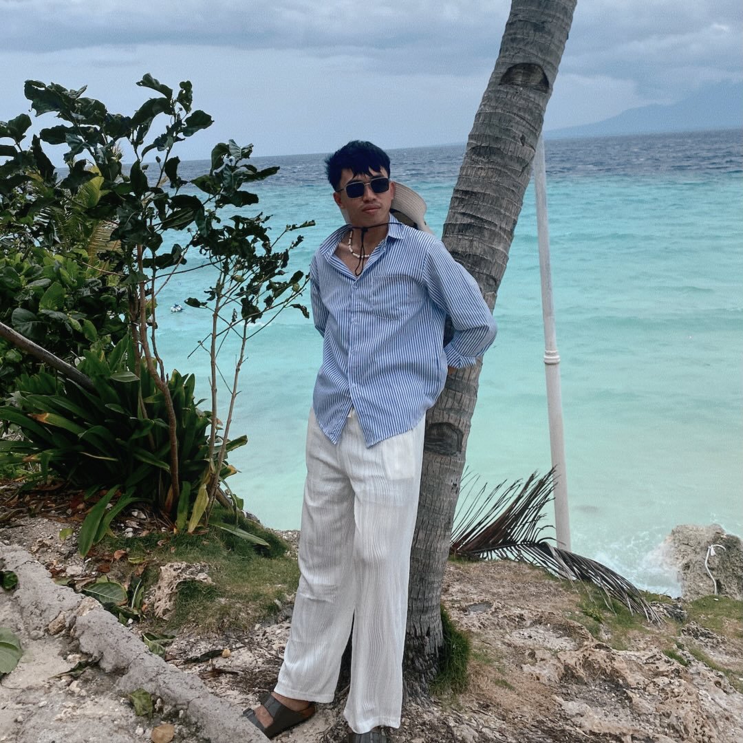 𝐆𝐑𝐀𝐃𝐔𝐀𝐓𝐄𝐒 𝐒𝐇𝐀𝐑𝐄 𝐓𝐇𝐄𝐈𝐑 𝐏𝐎𝐒𝐓-𝐆𝐑𝐀𝐃𝐔𝐀𝐓𝐈𝐎𝐍 𝐌𝐀𝐍𝐈𝐅𝐄𝐒𝐓𝐀𝐓𝐈𝐎𝐍𝐒 Graduates of Batch ...
