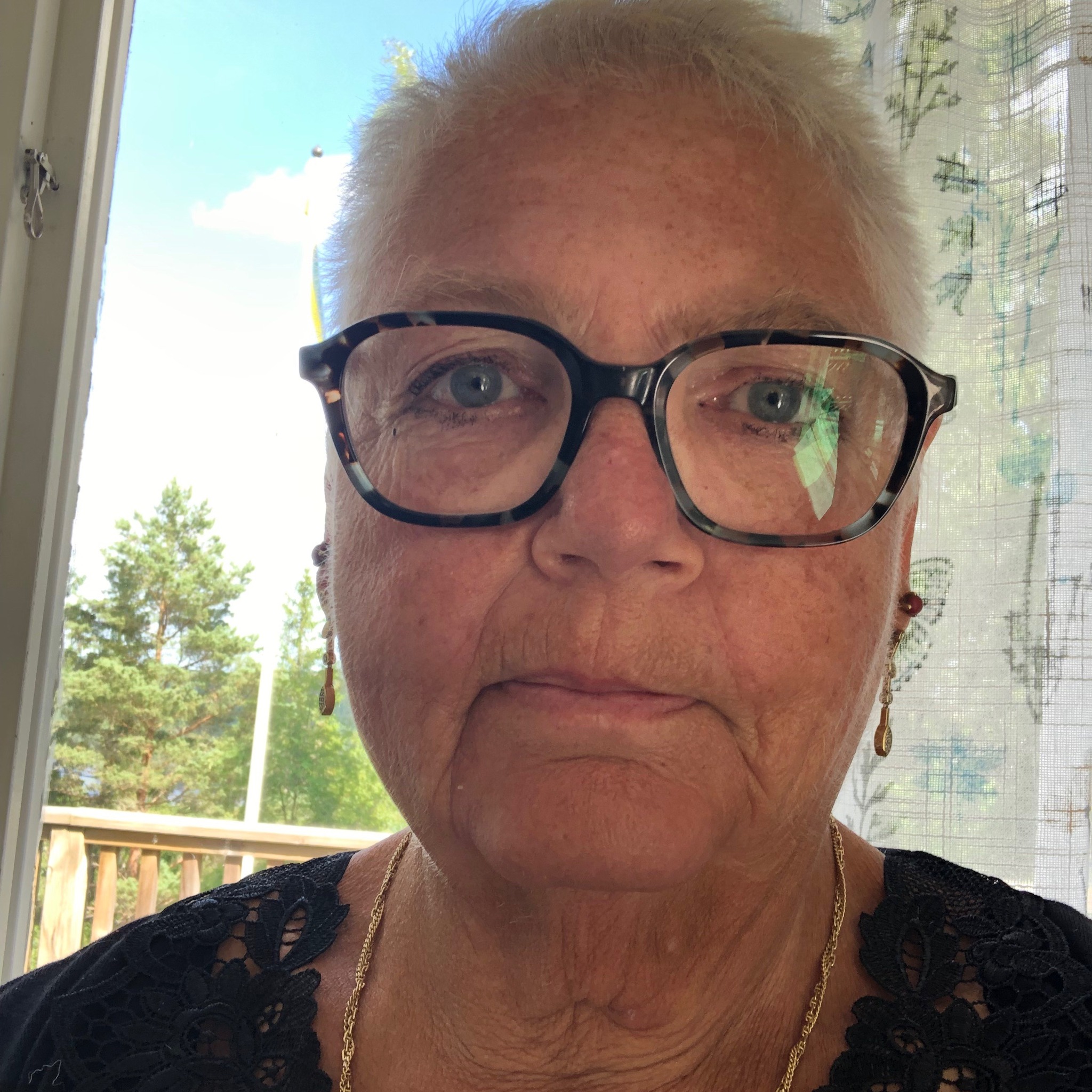 📣WIJ MAKEN PLAATS VOOR: Twaalf vrouwen (leeftijd 60+ jaar) uit ...