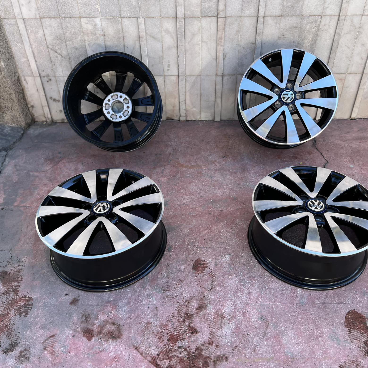 Rines Volkswagen Prado