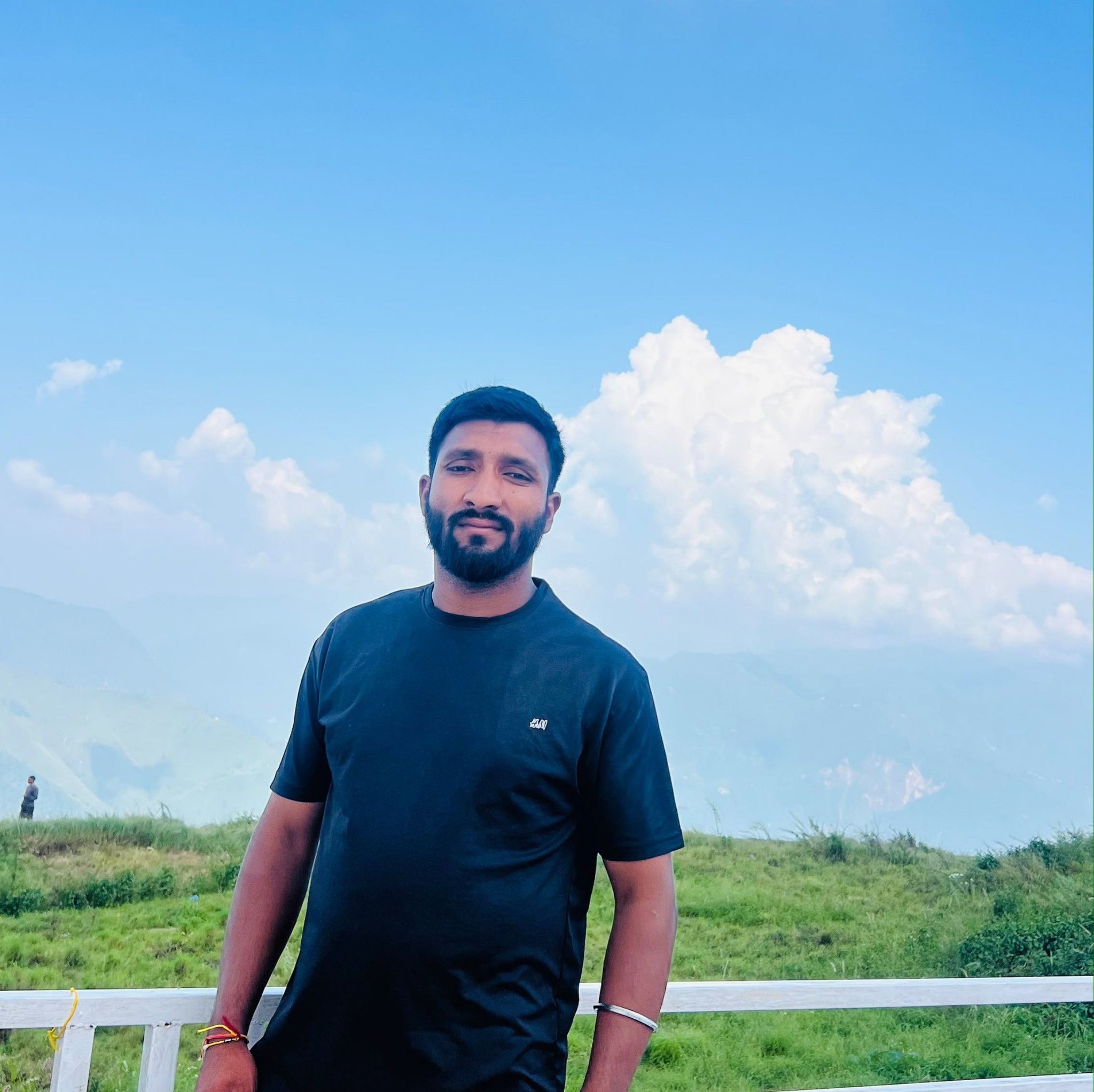 Aaj to shop me party ho gayi ☺️🧿🫰#mini #birthday #manchurian | Sunny Komal