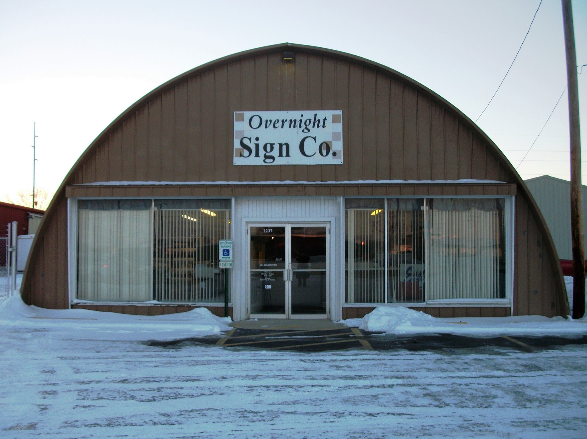 Overnight Sign Co. | Springfield IL
