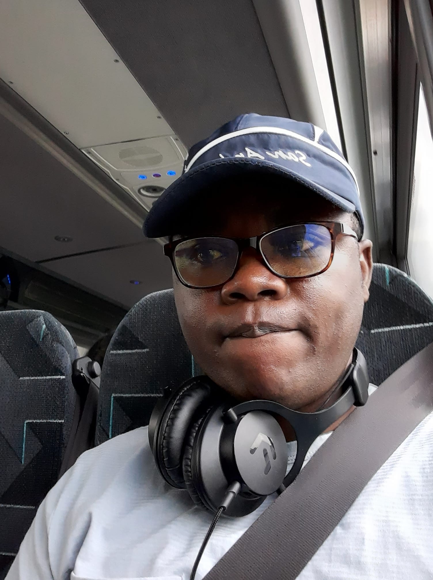 Le choix est claire entre l iPhone 17 pro max et 15 pro max 😍 | Congo ...
