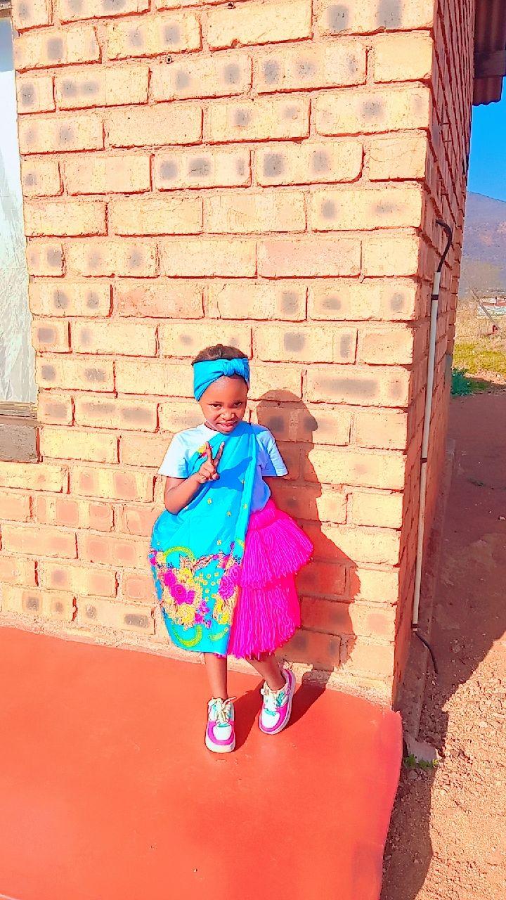 strong woman this one 🥰🥰💃💃🤗🤗🤗🤗you can throw her i the furnace of fire ...