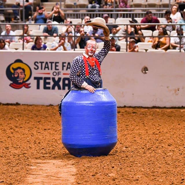 Brandon Dunn Pro Rodeo Barrelman & Entertainer