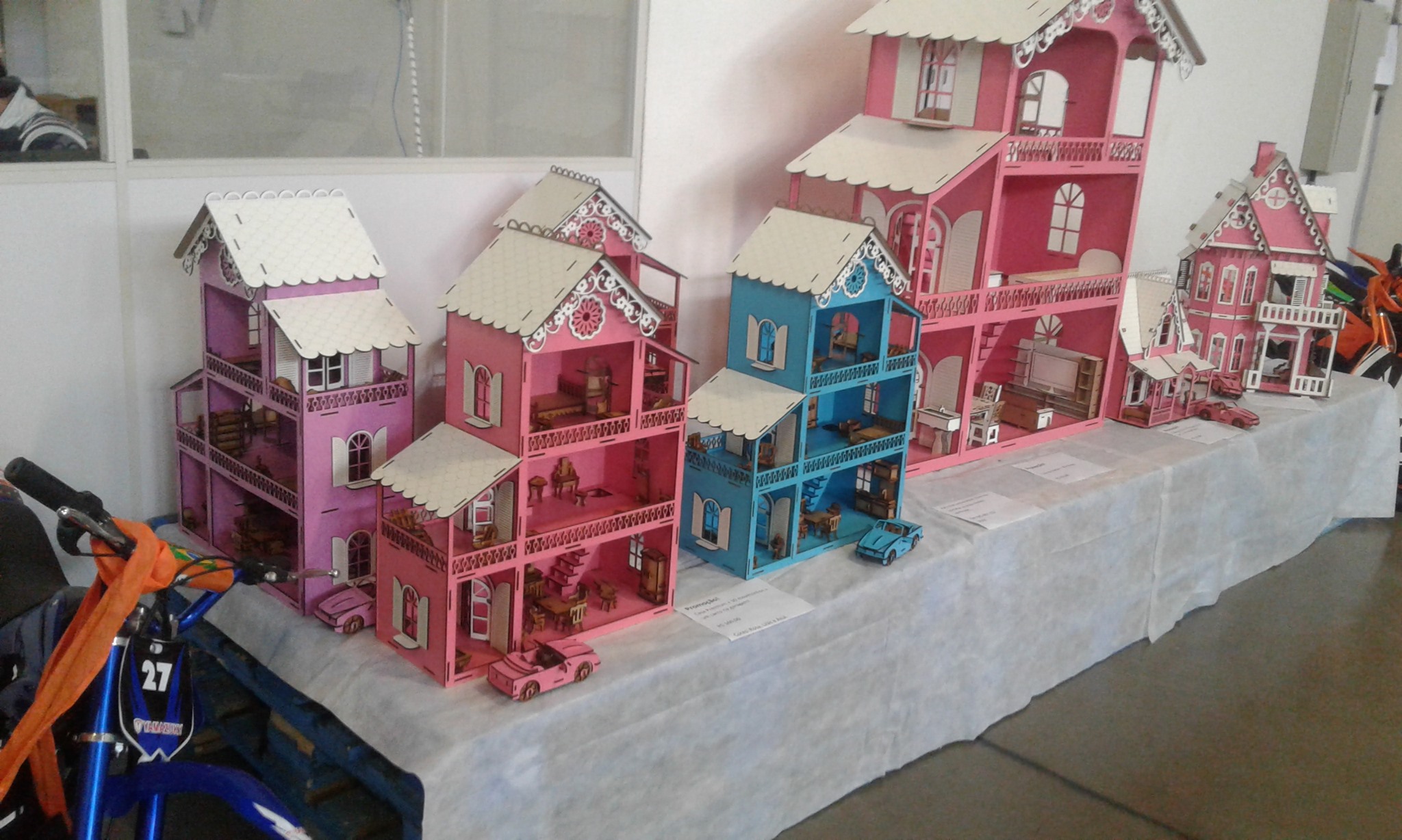 Rosa Pink Casinhas em MDF. Outras utilidades e produtos