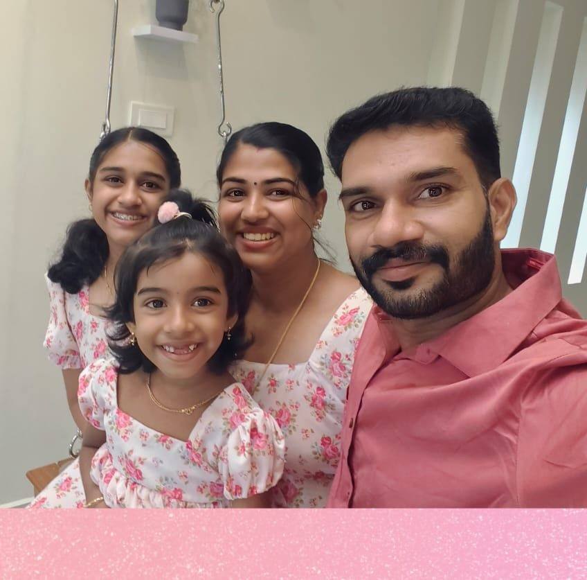 Ratheesh Valiyaveettil