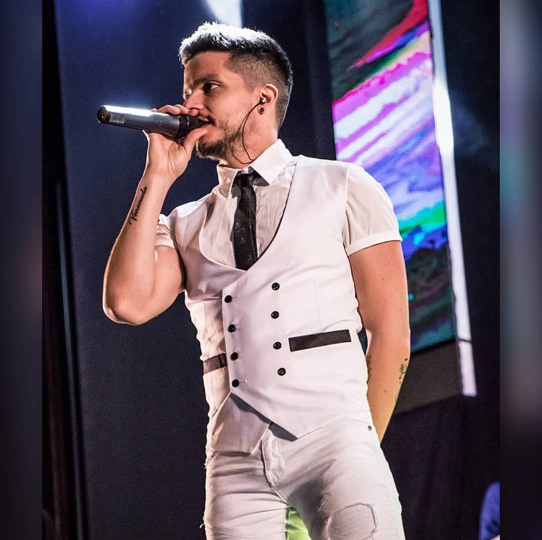Manu Rivas
