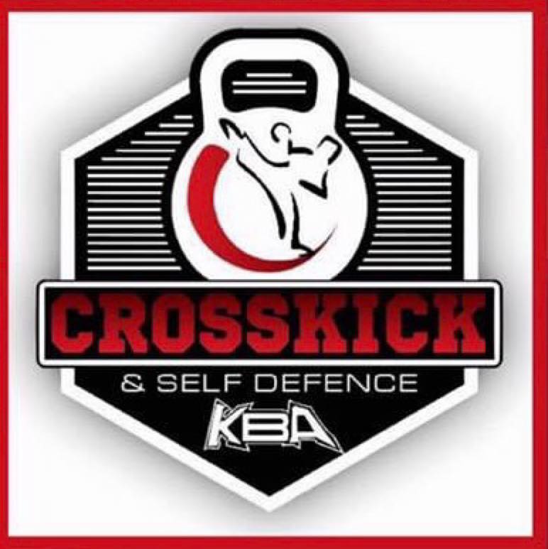 CROSS KICK