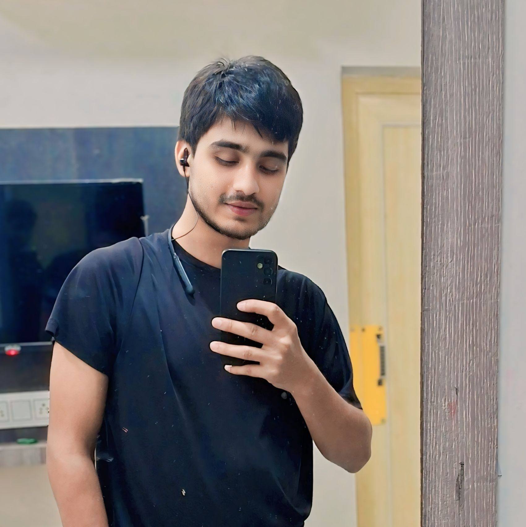 Robin Hassan Ronju