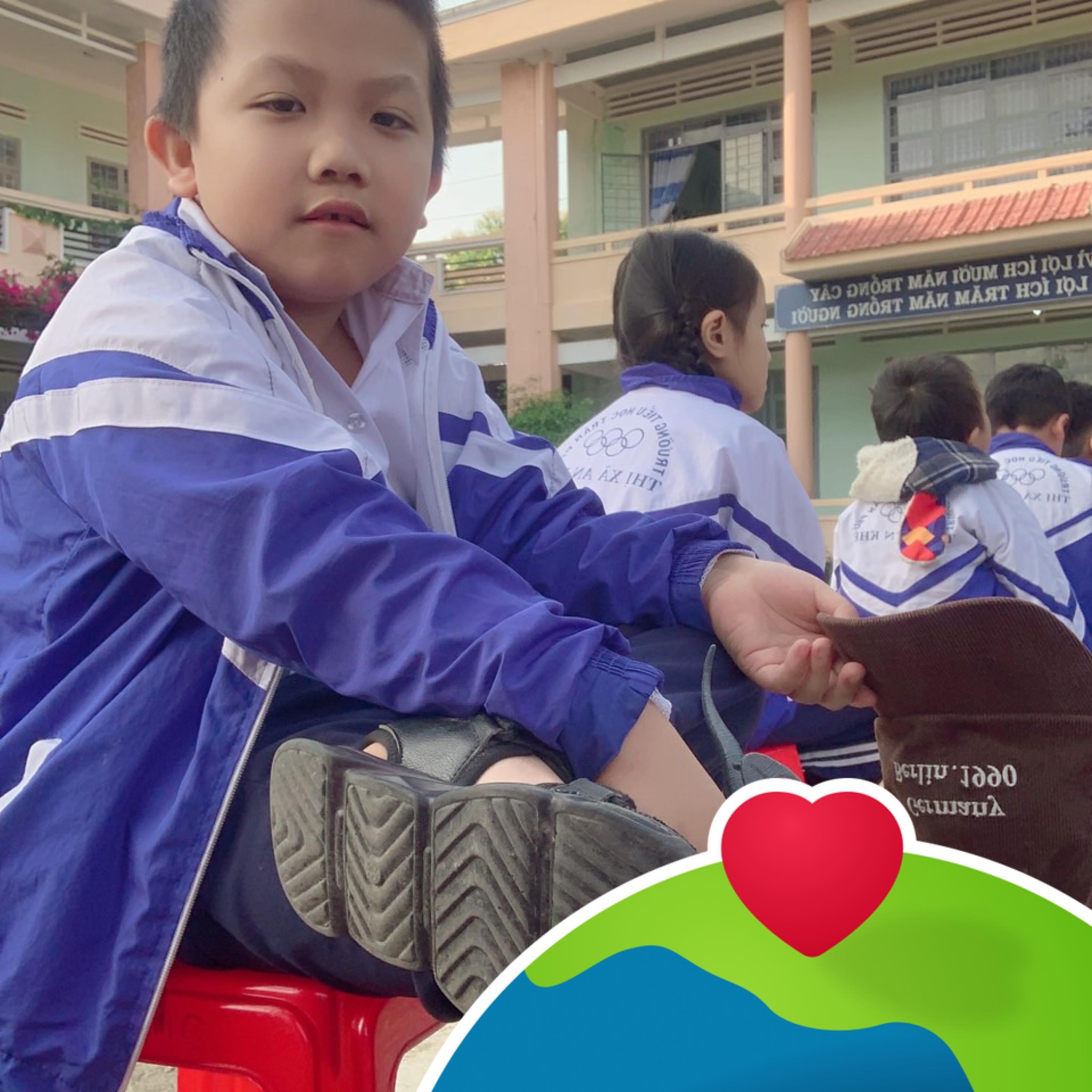 Quỳnh - Tốt nhất là tầm này đừng bà nào ngựa ngựa đòi ăn lẩu nhé, ra ...