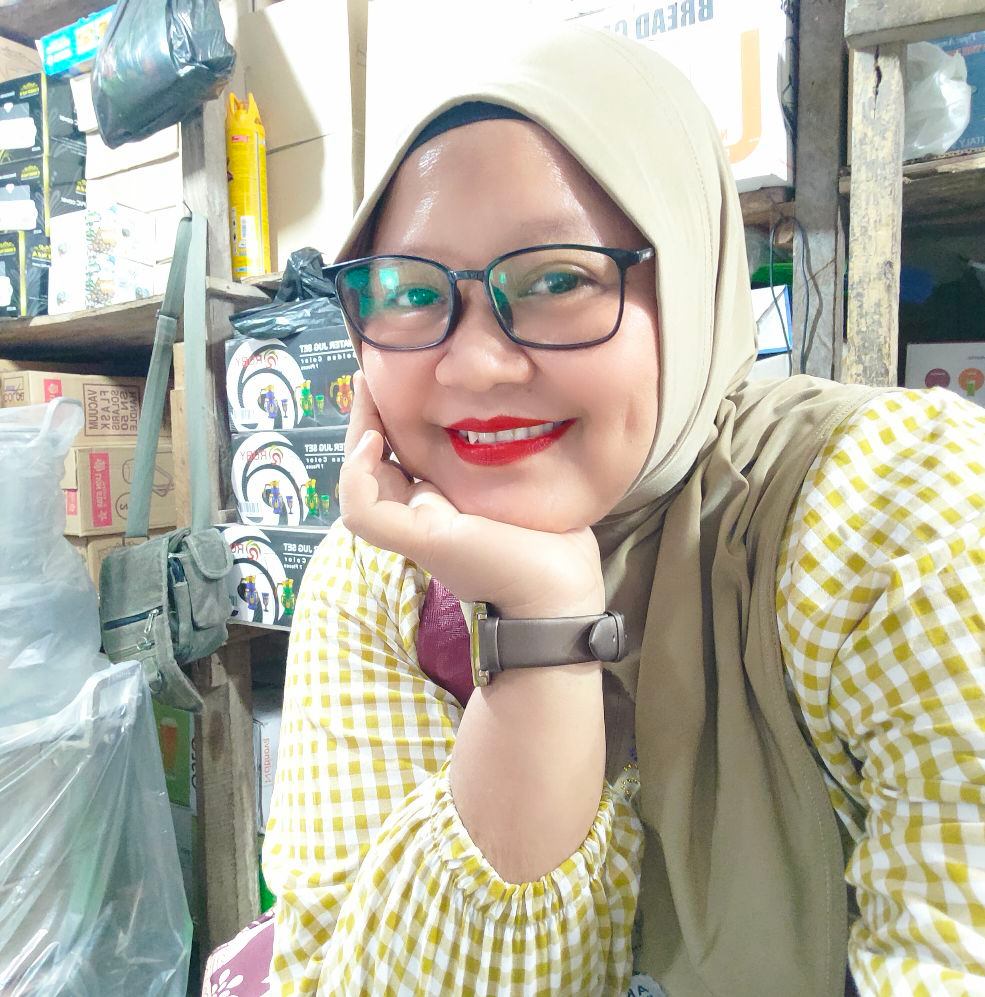 Ternyata tak semudah yg ku bayangkan ,belajar tak memandang usia ...