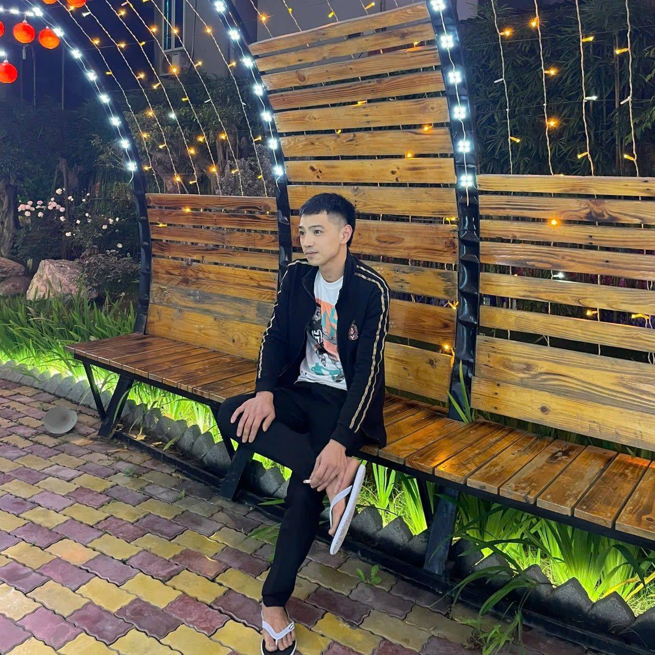 A tìm gì đấy 👐 | Phù Thuỷ Gõ