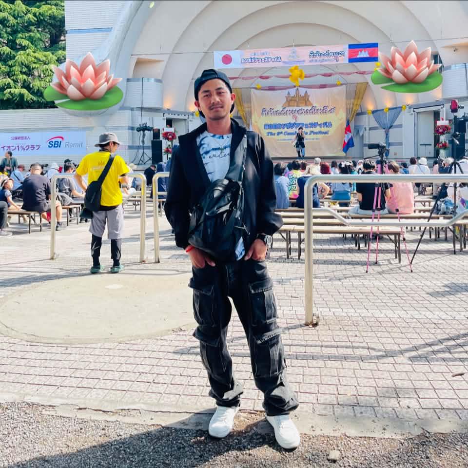 បណ្ឌិត លី រិទ្ធ -Dr. LY Rith - ទាន់ខែនៅភ្លឺ ...