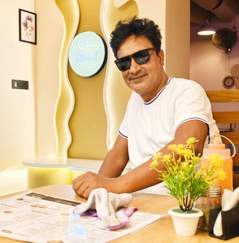 A glimpse of our office and daily work. Thanks to everyone for the ...