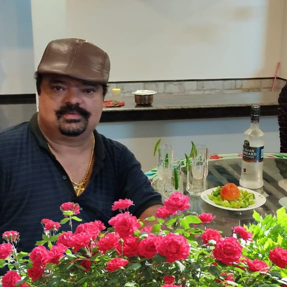 Adv Robert Mathew