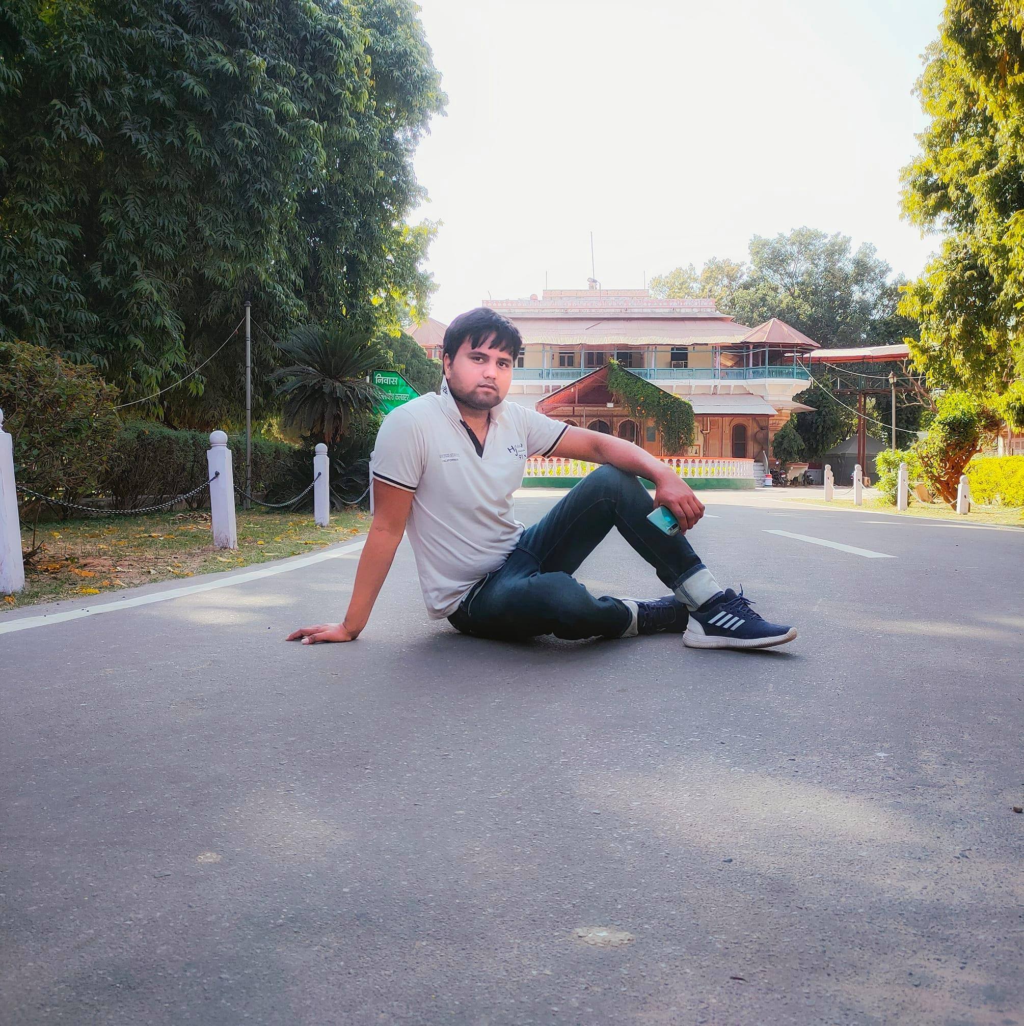 Ravi Meena Karauli
