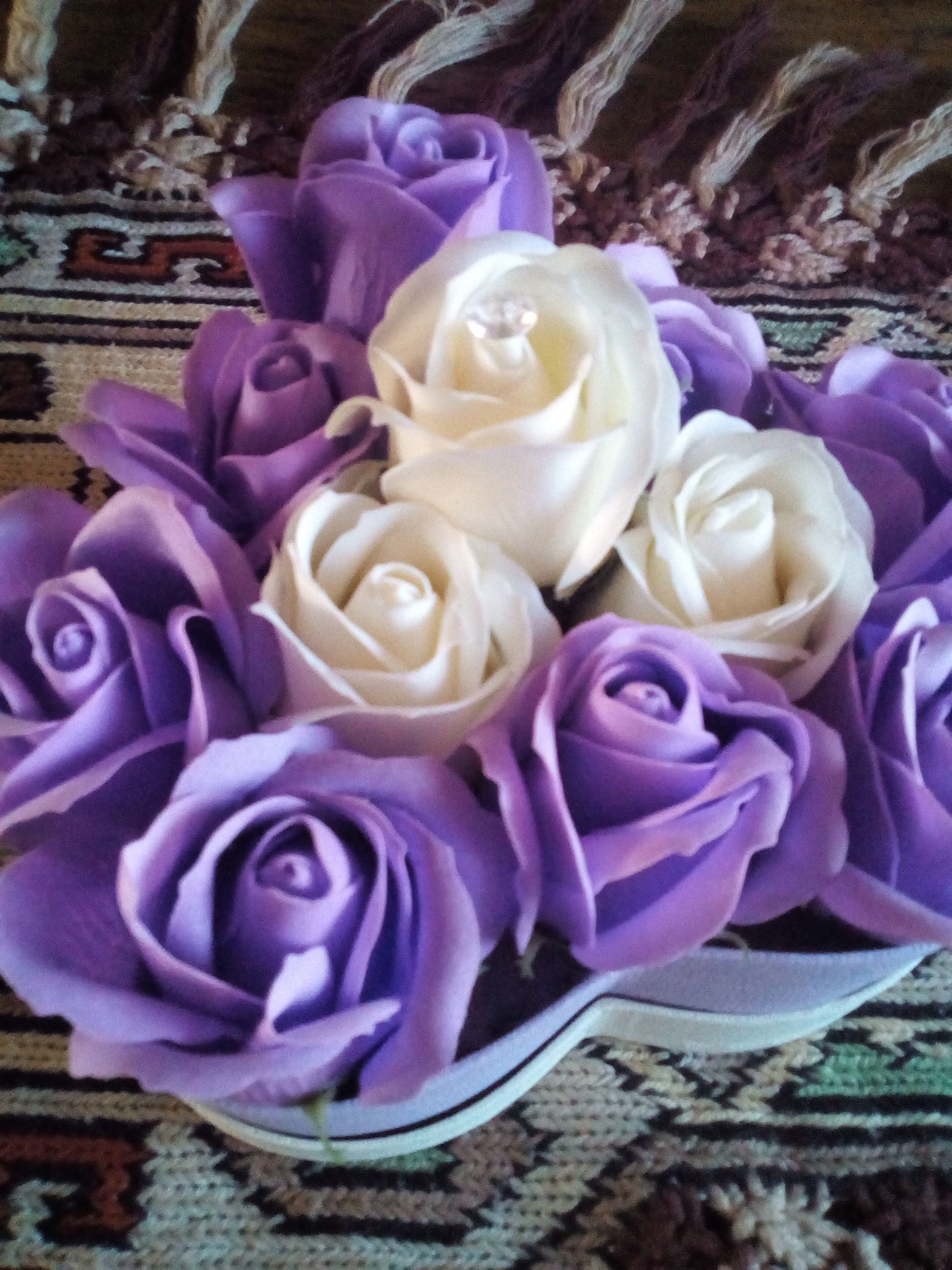 Felicitări, - La mulţi ani Camelia! Să te bucuri de sănătate, fericire ...