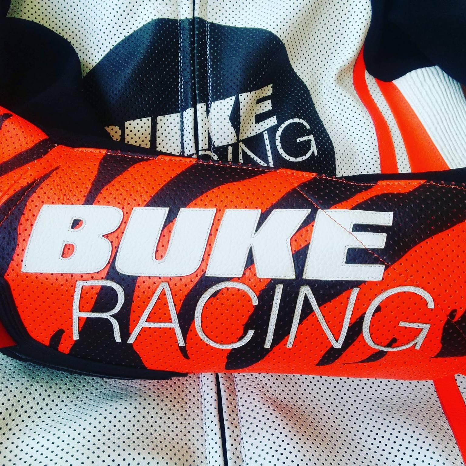 Buke Racing