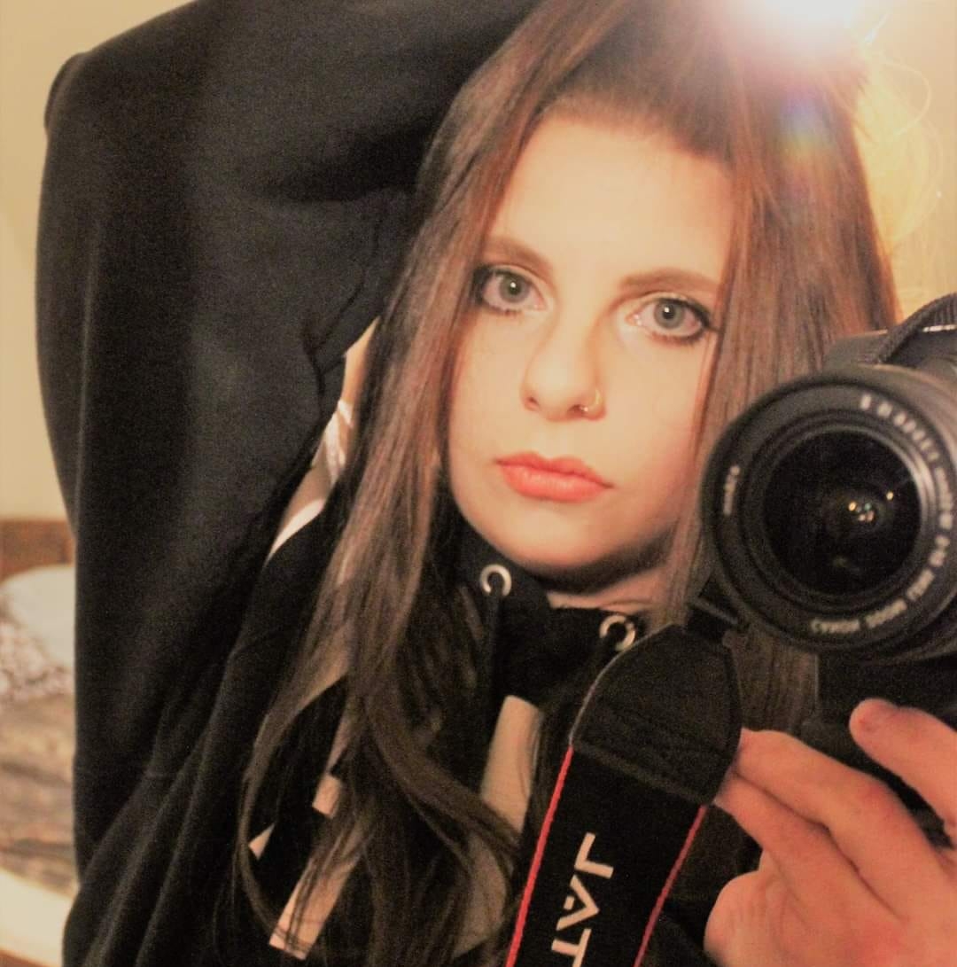 Emily Rae Photos